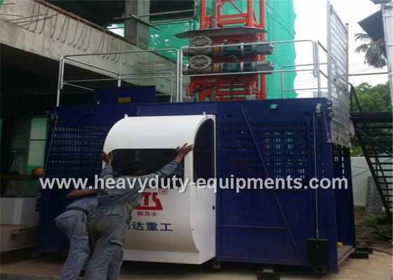 الصين Construction elevators rated lifting speed 36m/min used at the site of large chimney construction المزود