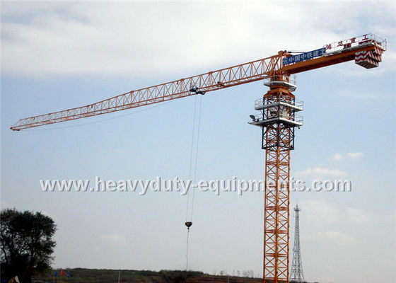 الصين Tower crane with free height 77m for max load of 25 tons equipped a hydraulic self raising mechanism المزود
