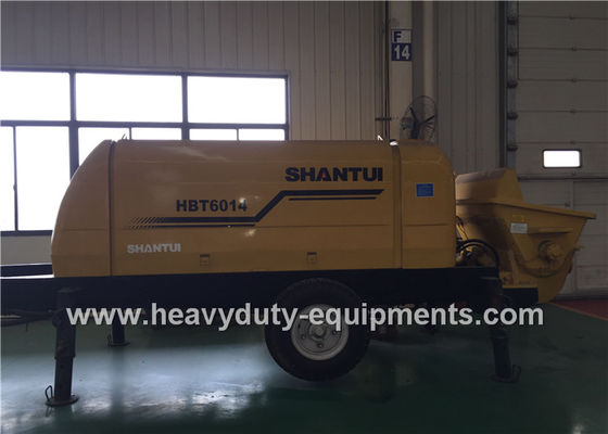 الصين SHANTUI HBT60 concrete pump trailer adopts the inclined gate valve, featuring good adaptability to concrete المزود