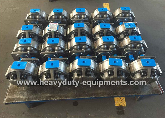 الصين Hydraulic pump 11C0004 for XGMA wheel loader XG962H with warranty المزود
