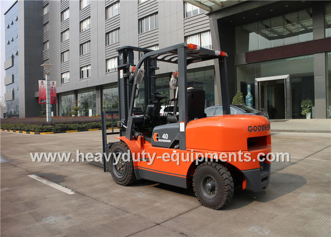 Sinomtp FD40 diesel forklift with Rated load capacity 4000kg and LUOTUO engine