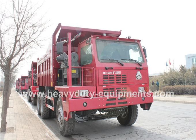 Offroad Mining Dump Trucks / Howo 70 tons Mine Dump Truck with Mining Tyres